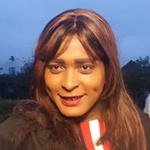 shaniqwa mama yao feet 4