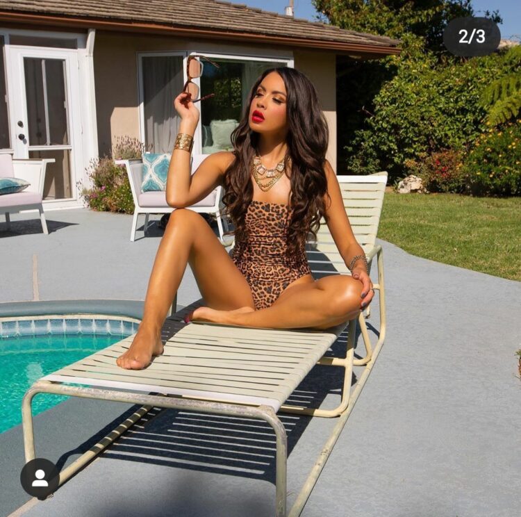 shannon baker feet 5