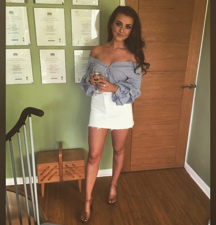 shannon flynn feet 4