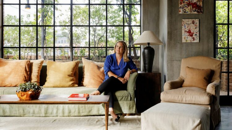 shannon knapp feet 1