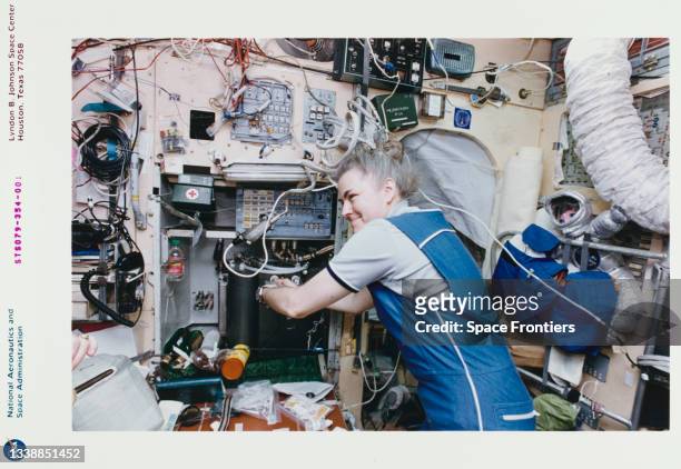 shannon lucid feet 4