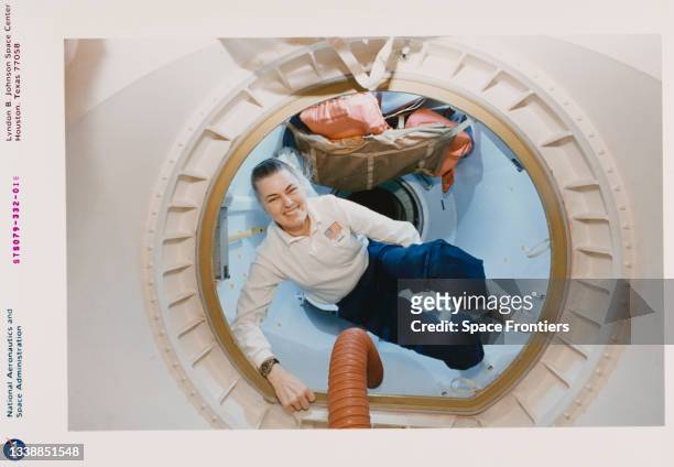 shannon lucid feet 6