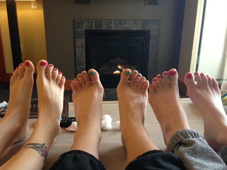 shannon szabados feet