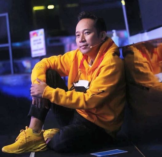 shanty widihastuti feet