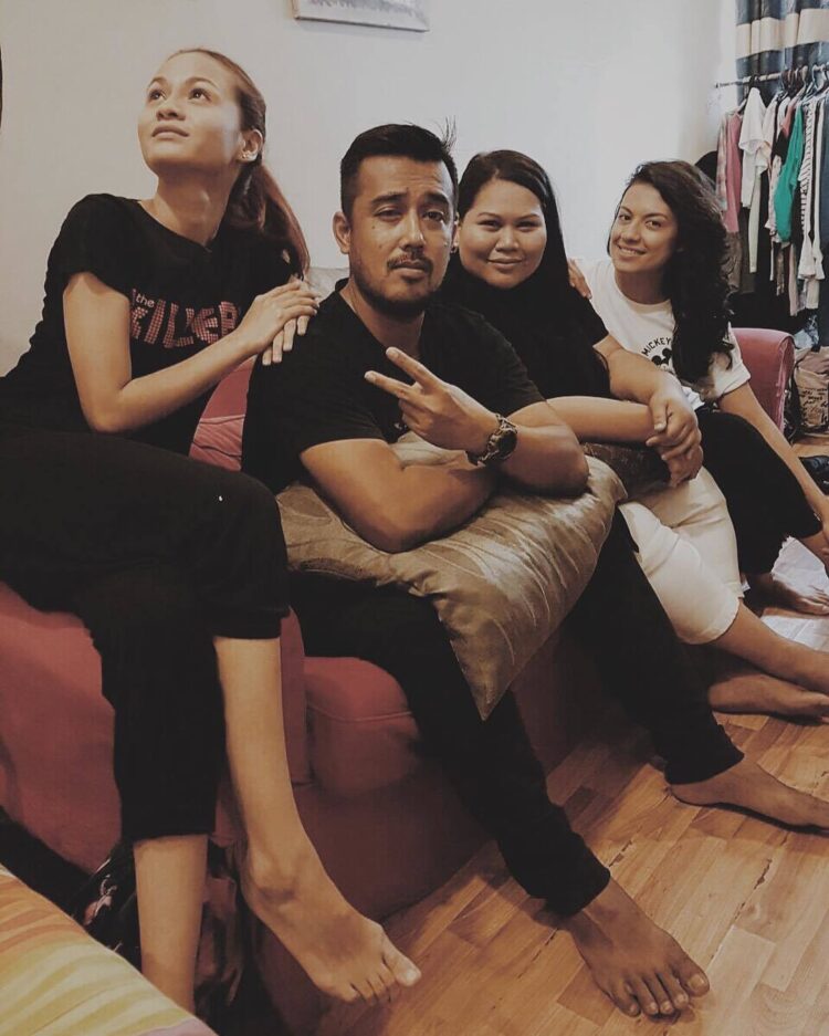 sharifah amani feet 2