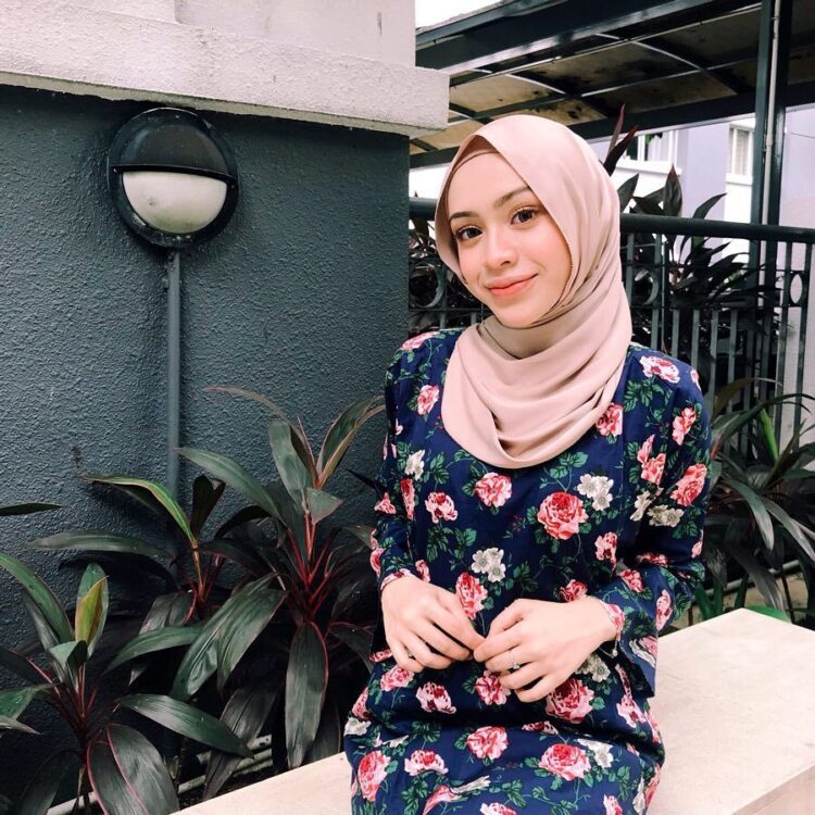 sharifah umaira wafa feet 1