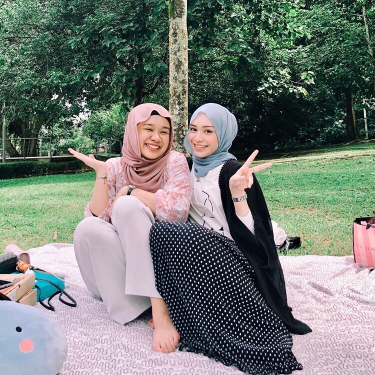sharifah umaira wafa feet