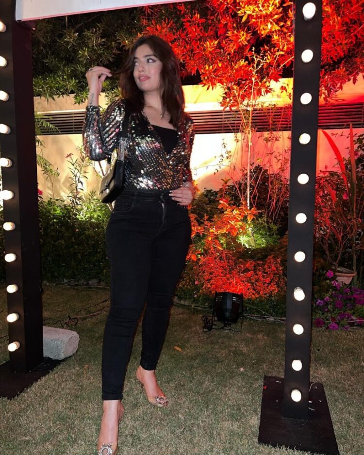 sharmila sahebah faruqui feet 2