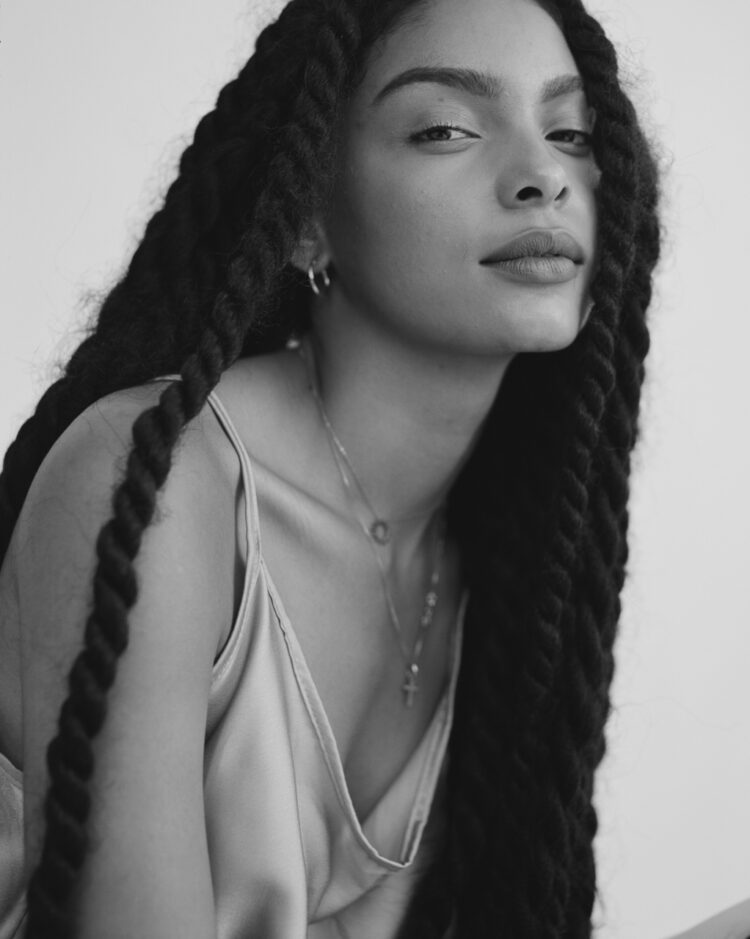 sharon alexie e feet 6