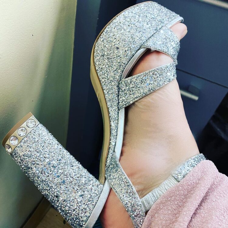 sharon cuneta feet 6