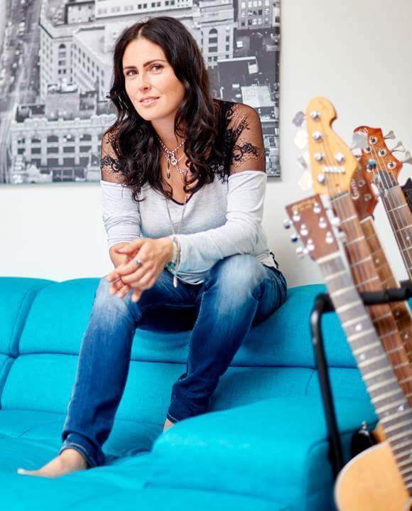 sharon den adel feet 2