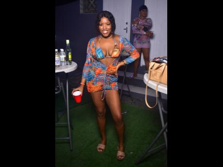 shauna wright feet 3