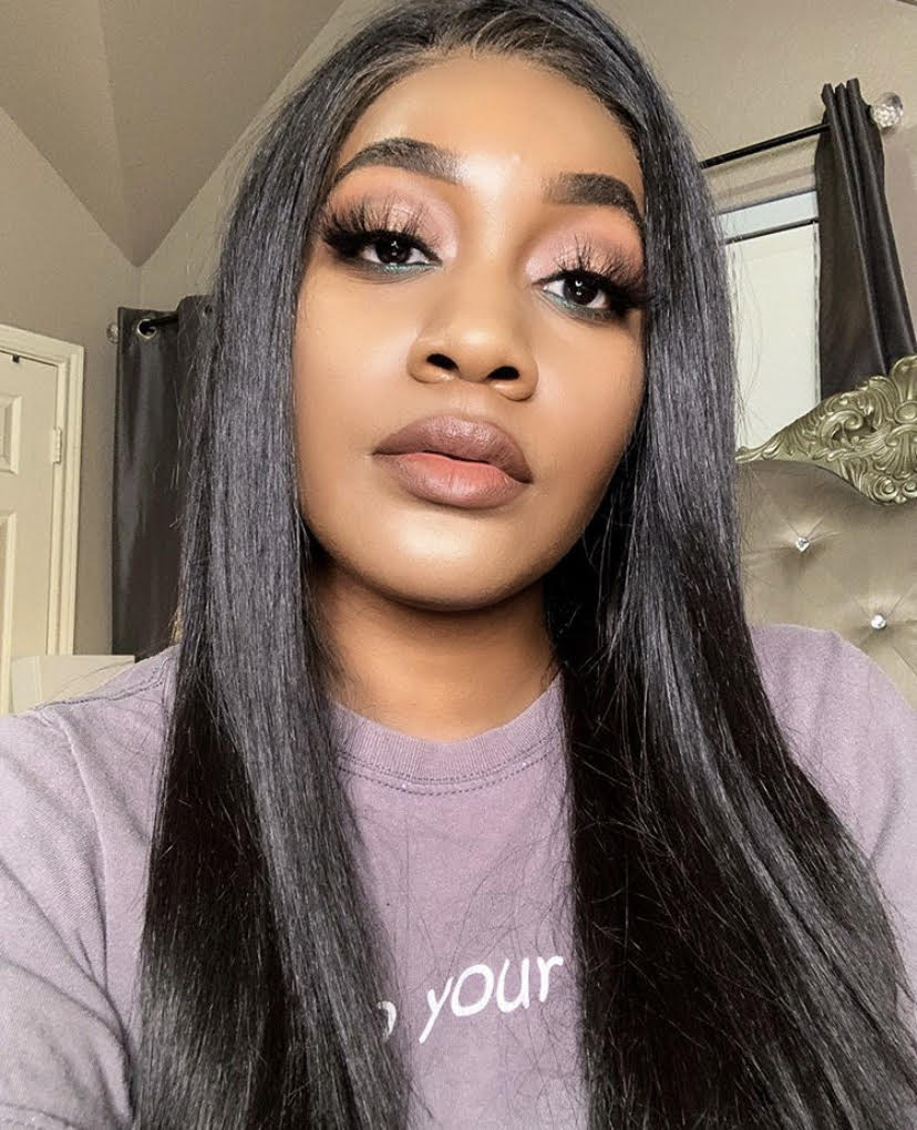 shavonte dill feet 5