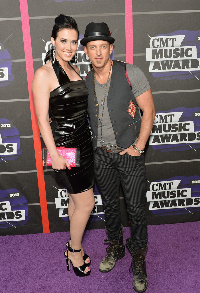 shawna thompson feet 2