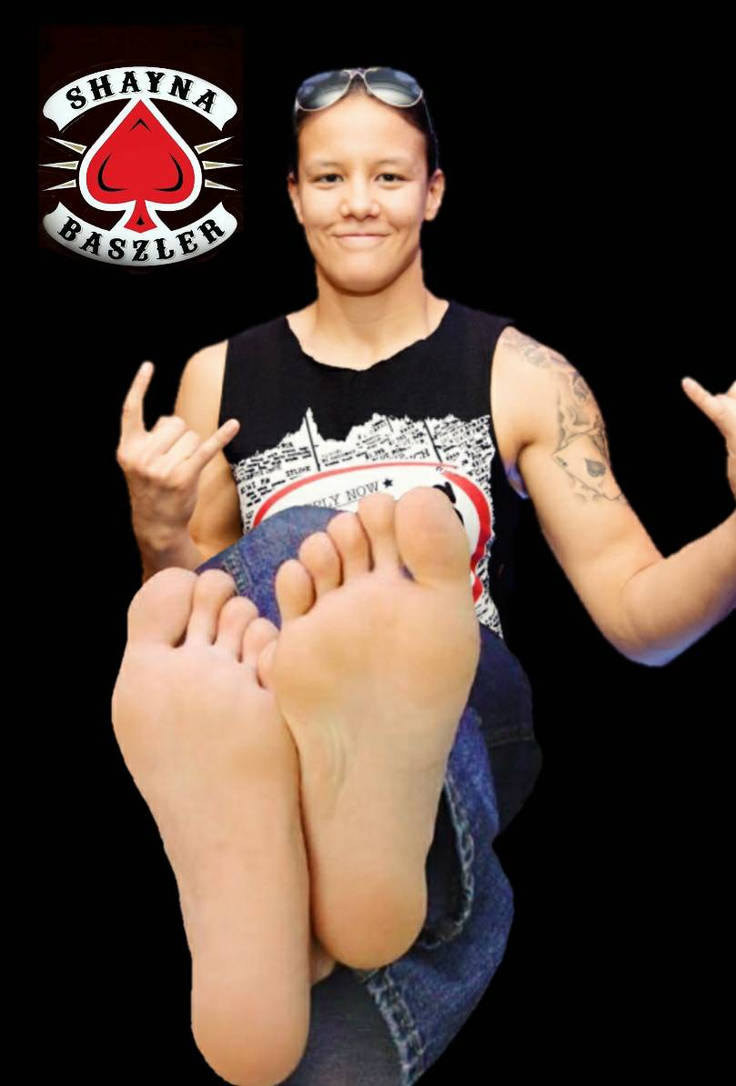 shayna baszler feet 2
