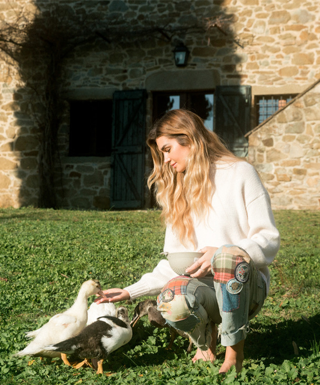 shayna terese taylor feet 3