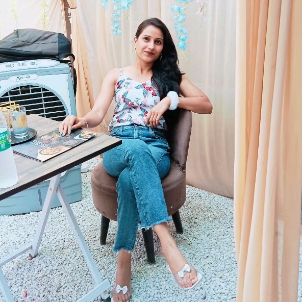 sheetal tiwari feet 3