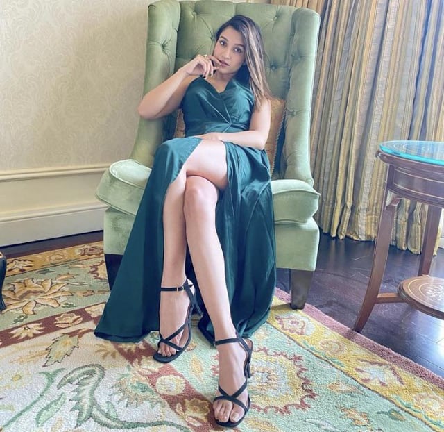 shefali bagga feet 1