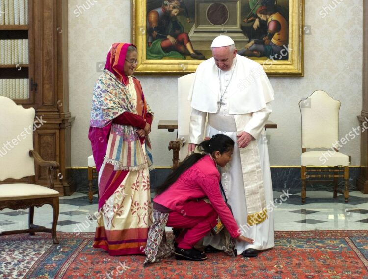 sheikh hasina feet 1