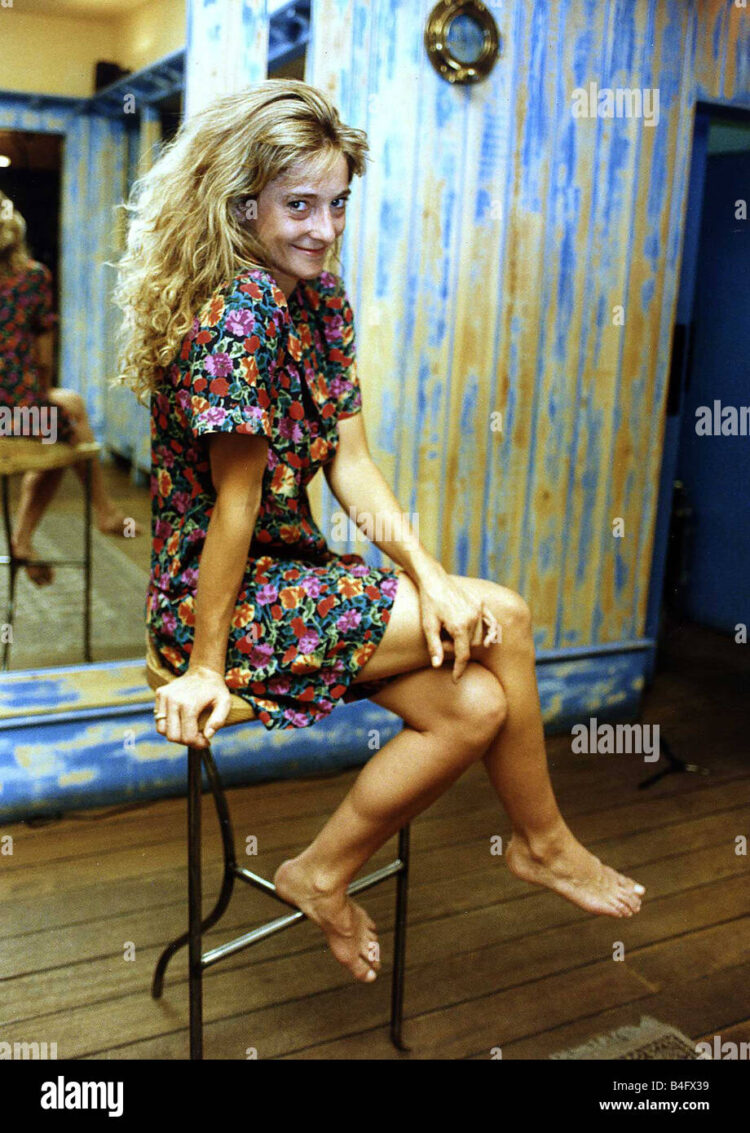 sheila hancock feet 5