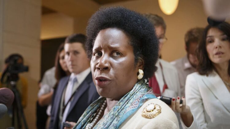 sheila jackson lee feet 2