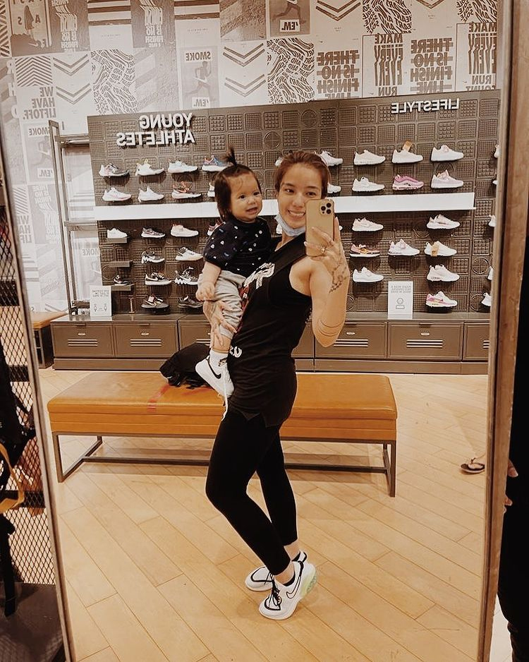 sheila marcia joseph feet 4