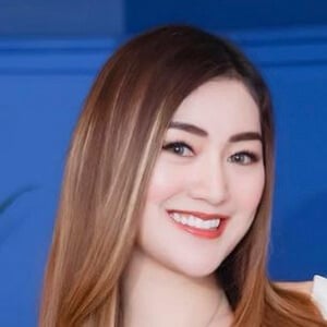 sheila rizkyana vendi feet 4