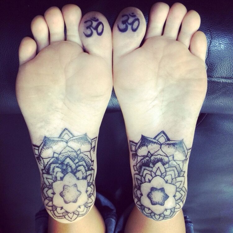 sheina mandalas feet 5