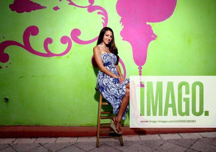 shelby chesnes feet 5