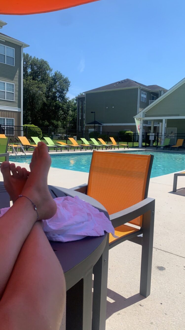 shelby simmons feet 2