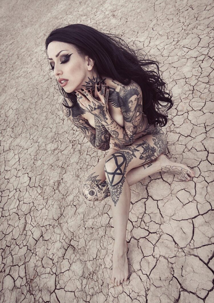 shelly dinferno feet 1