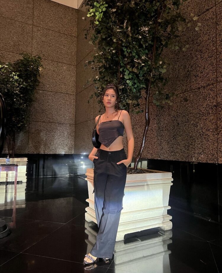 shenina cinnamon feet 6