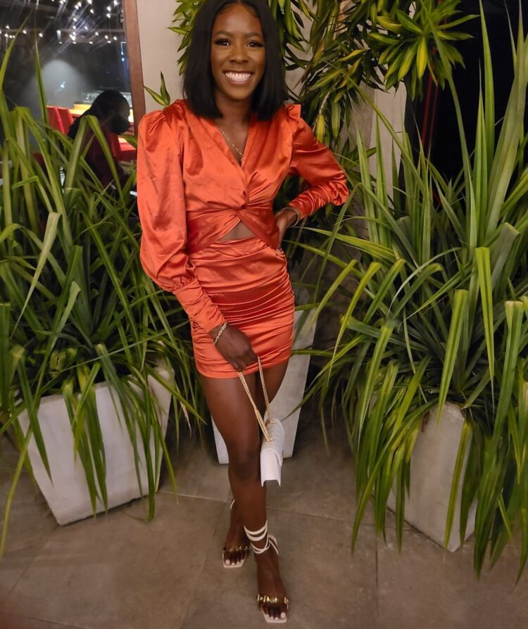 shericka jackson feet 4