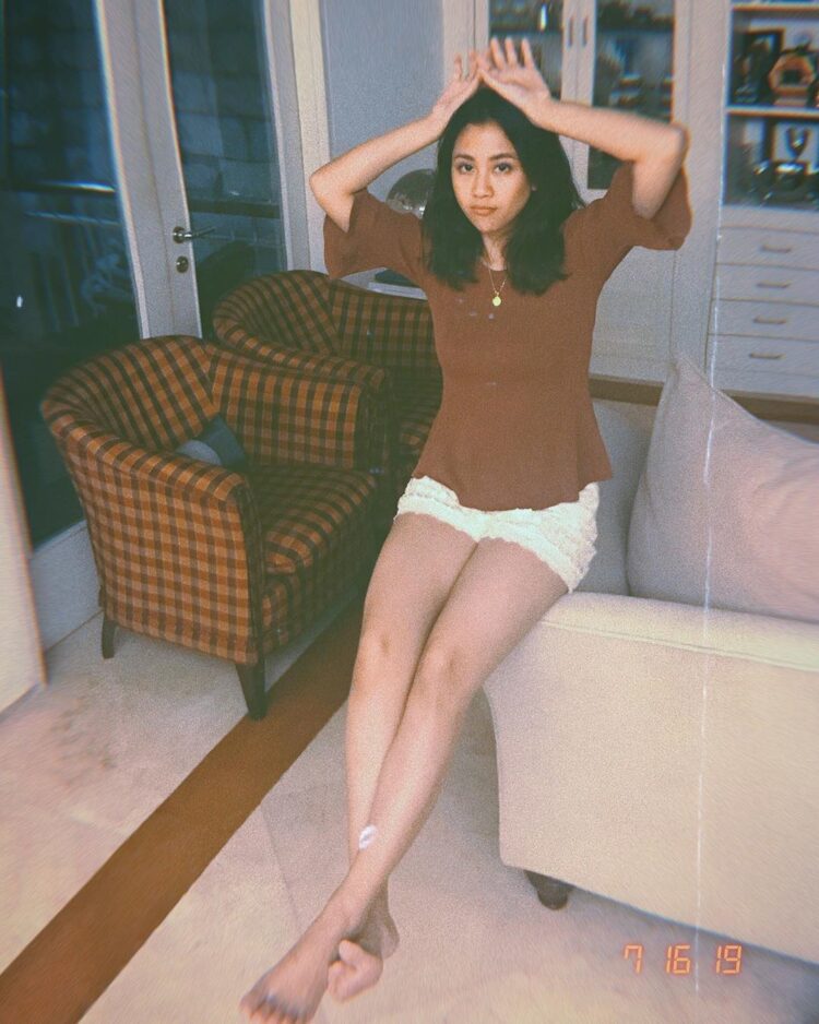 sherina munaf feet 2