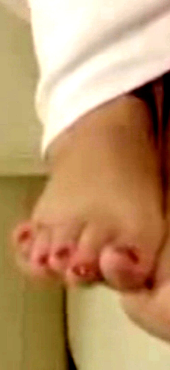 sherine feet 4