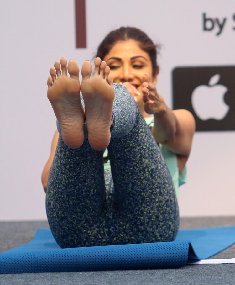 shilpa shetty feet 5 scaled
