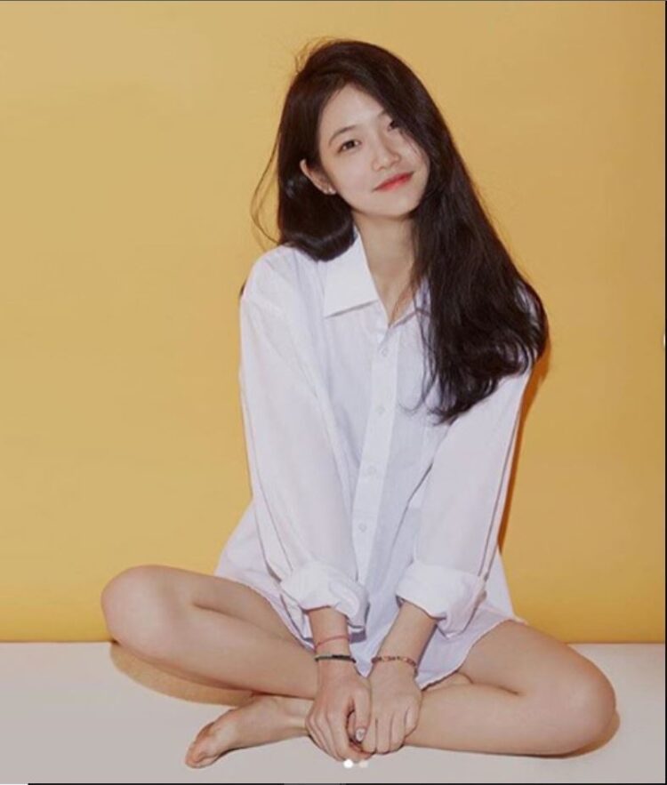 Shin Go-eun Feet