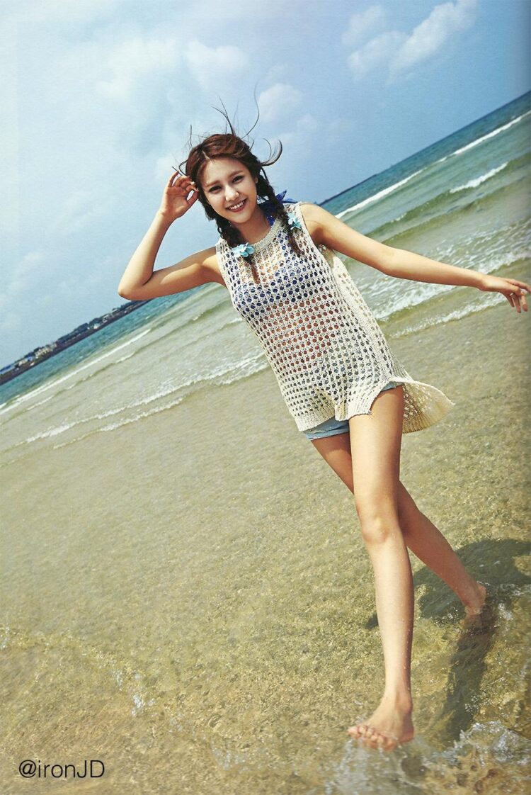 shin hyejeong feet 6