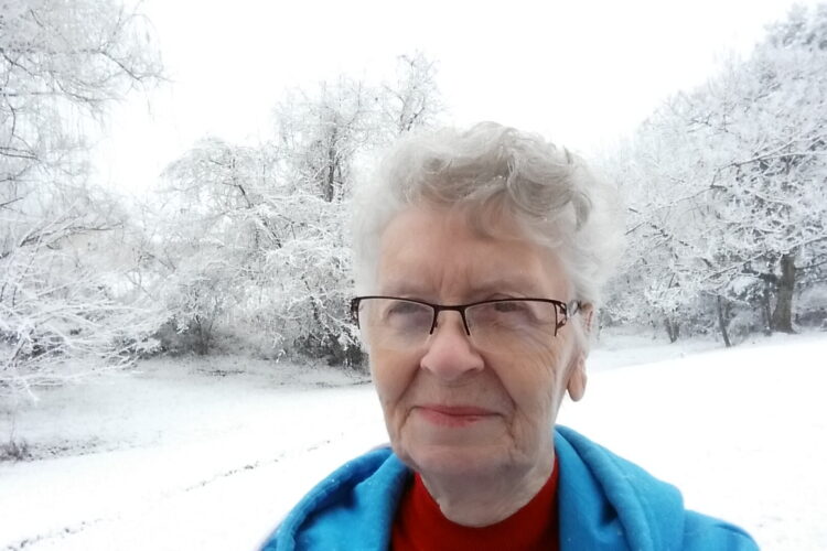 shirley curry feet 2