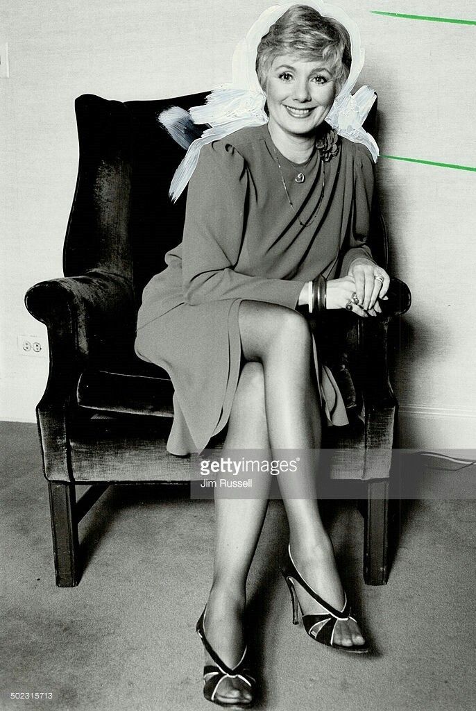 shirley jones feet 3