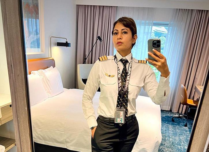 shivani kalra feet 3