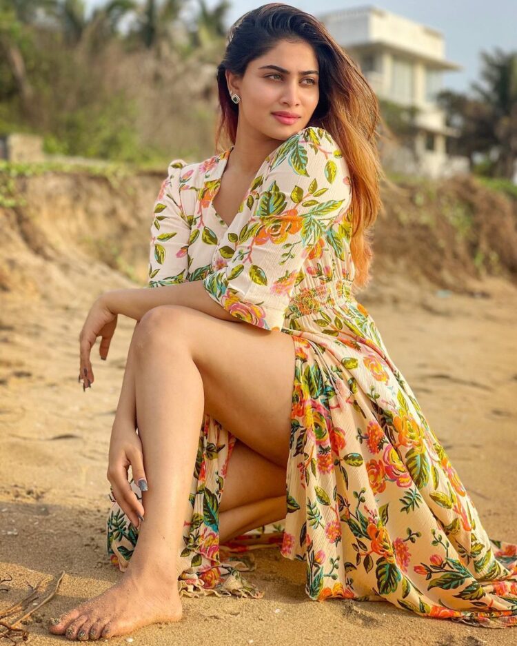 shivani narayanan feet 1