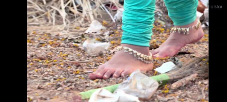 shivani surve feet 3