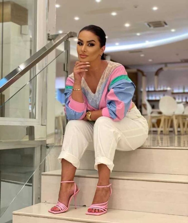 shkurte gashi feet 1