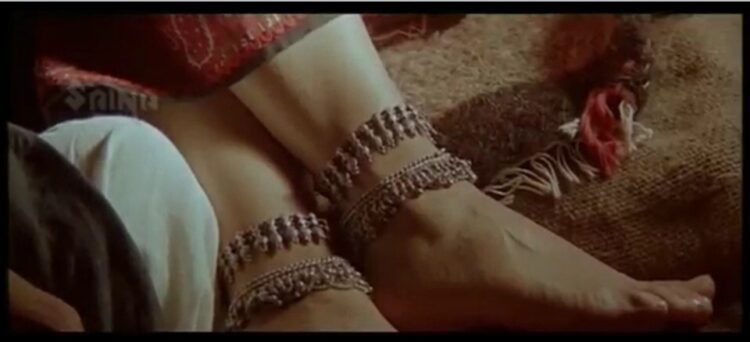 shobana feet