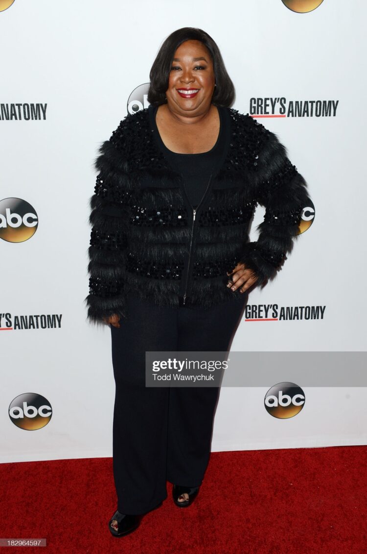 shonda rhimes feet 6