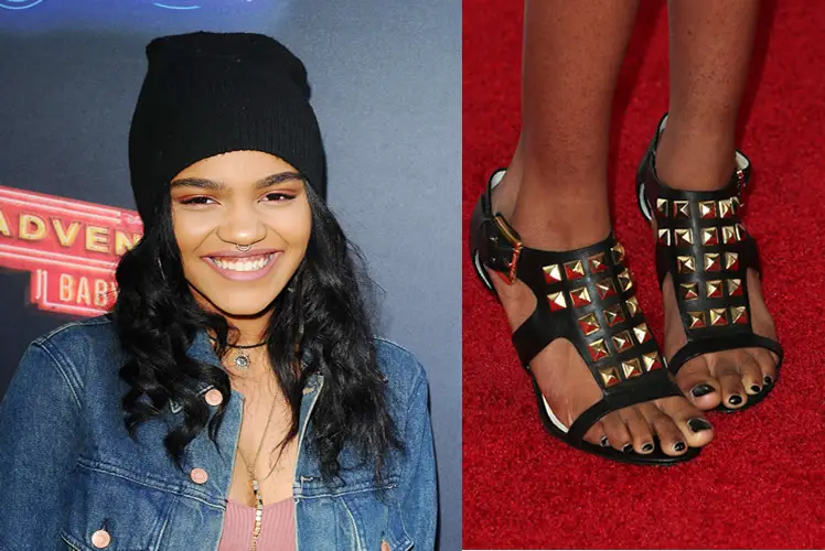 shontell mcclain feet 6