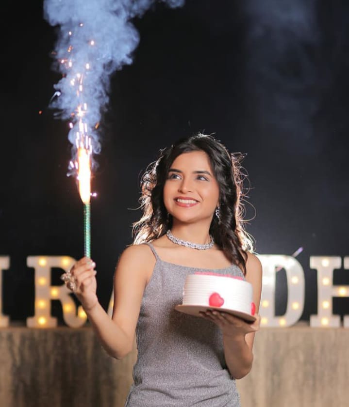 shraddha gangadhar pawar feet 1