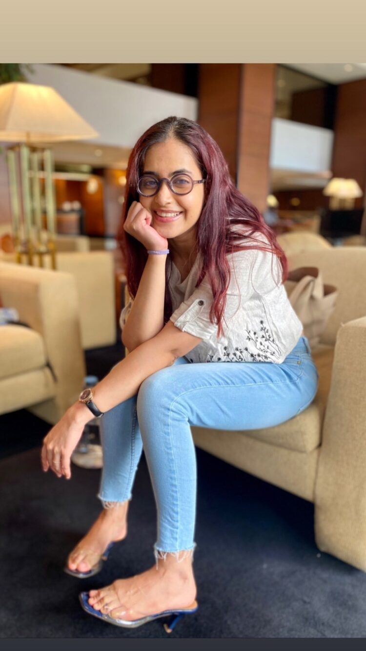 shruti prakash feet 2