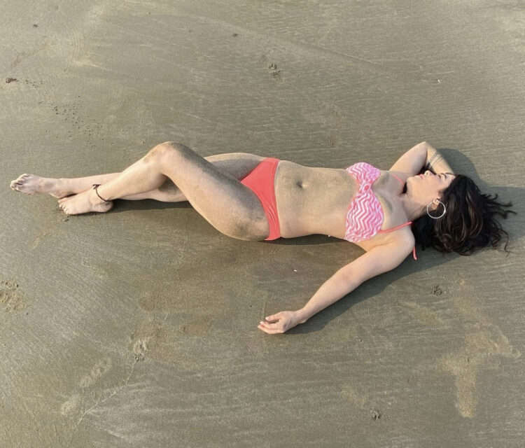 shweta gulati feet 5